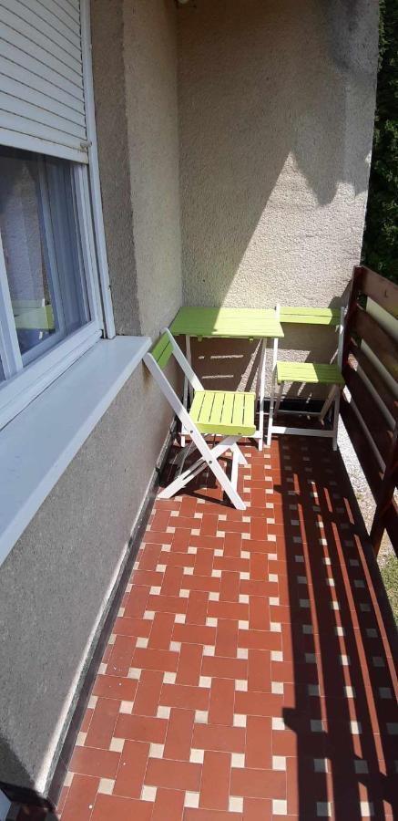 Apartamento Rosy Apartman Vonyarcvashegy Exterior foto